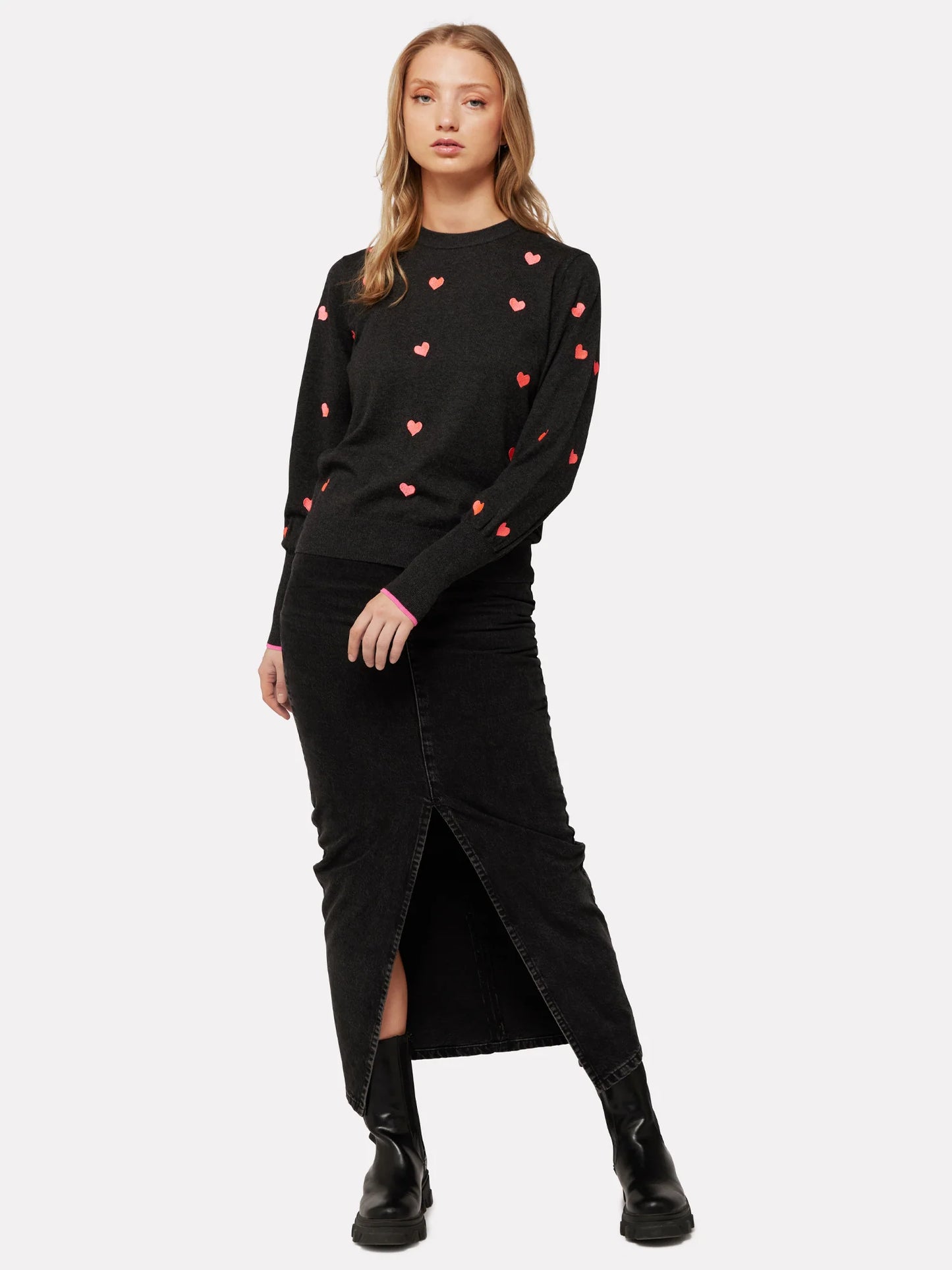 Bijou Heart Sweater - Tar