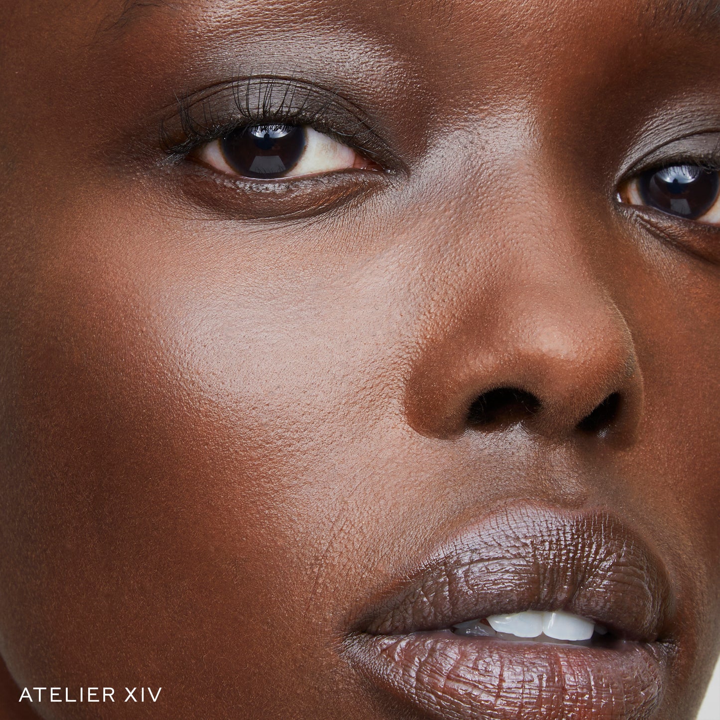 Vital Skin Foundation Stick - Atelier XIV
