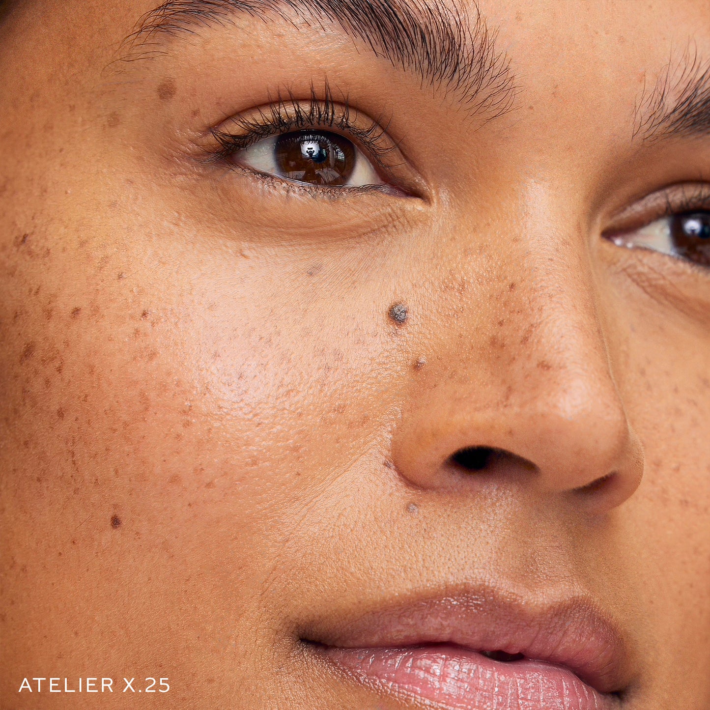 Vital Skin Foundation Stick - Atelier X.25