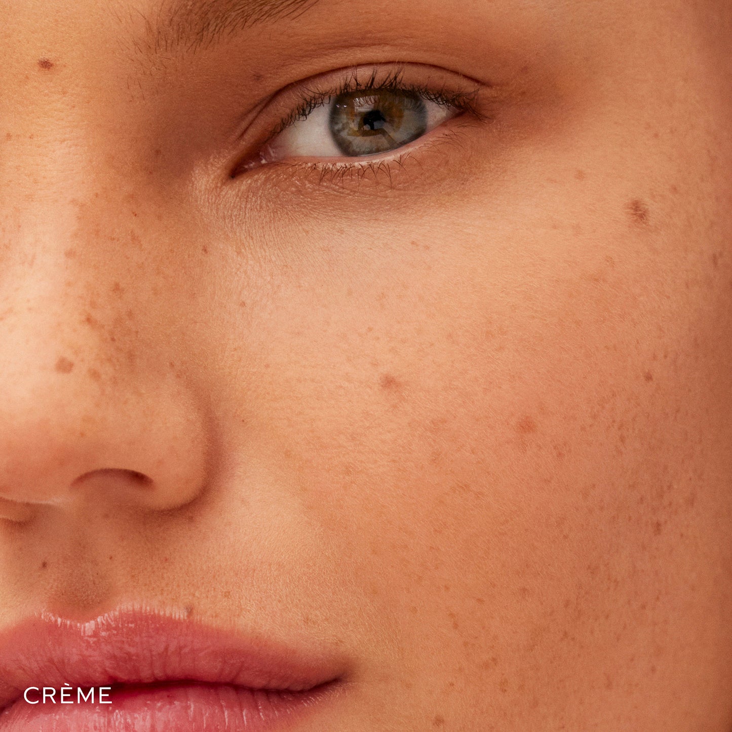 Vital Pressed Skincare Powder - Creme
