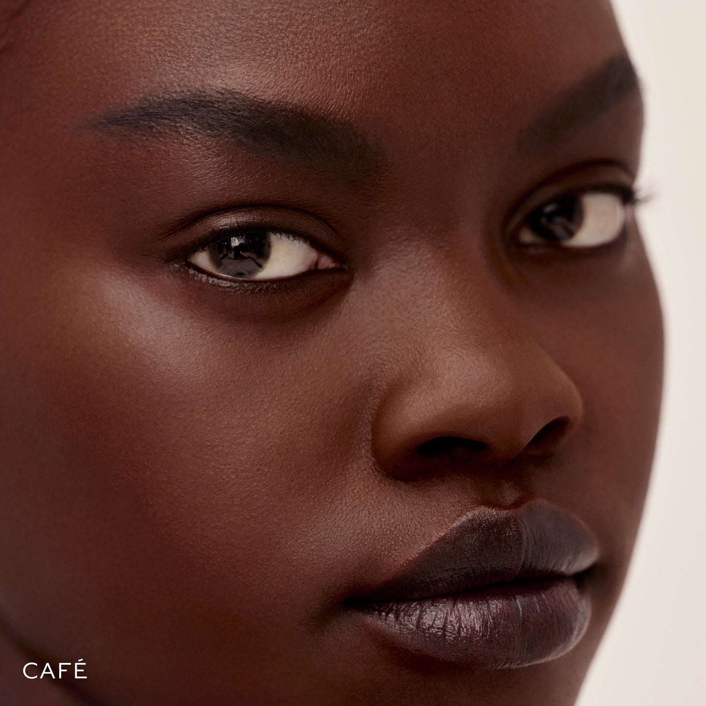 Vital Pressed Skincare Powder - Cafe
