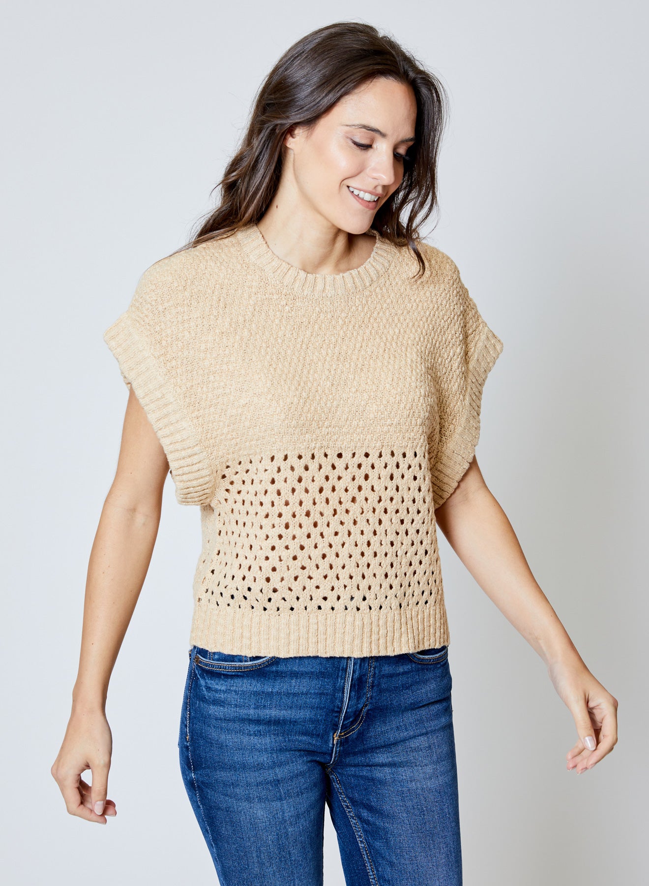 Crew Neck Vest - Fawn