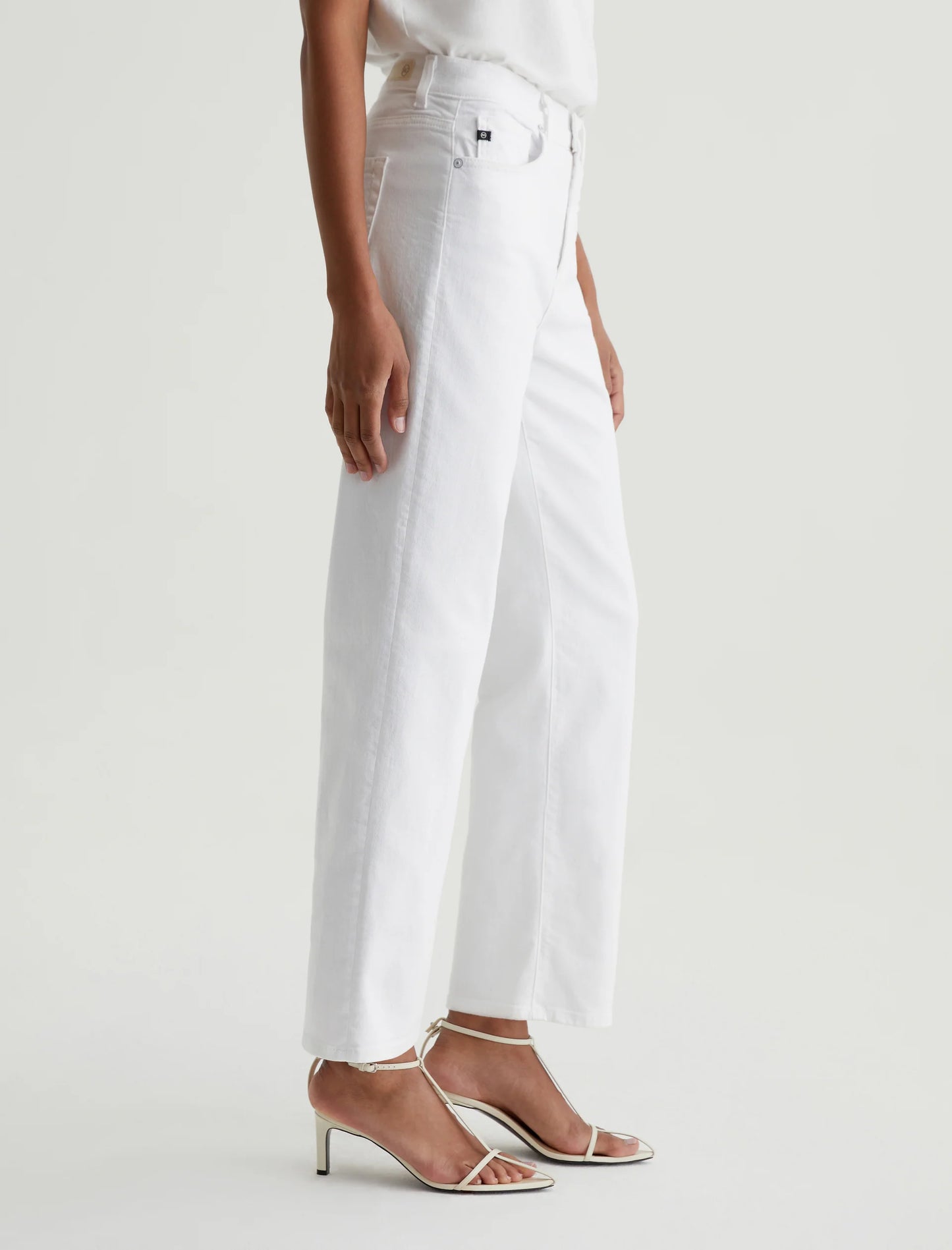 Brinley Crop - Gallery White