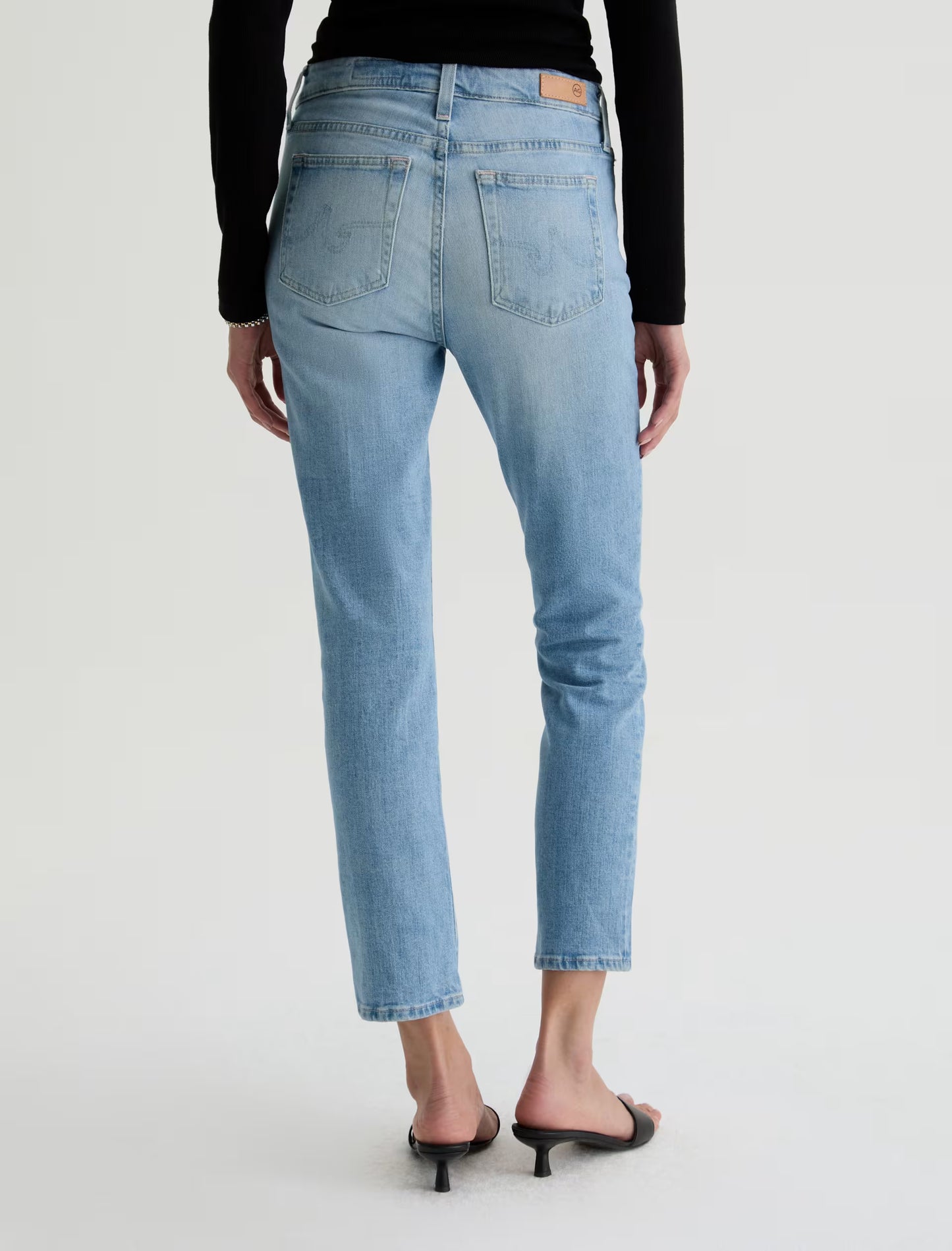 Mari Mid-Rise Slim Straight Crop - Cruiser