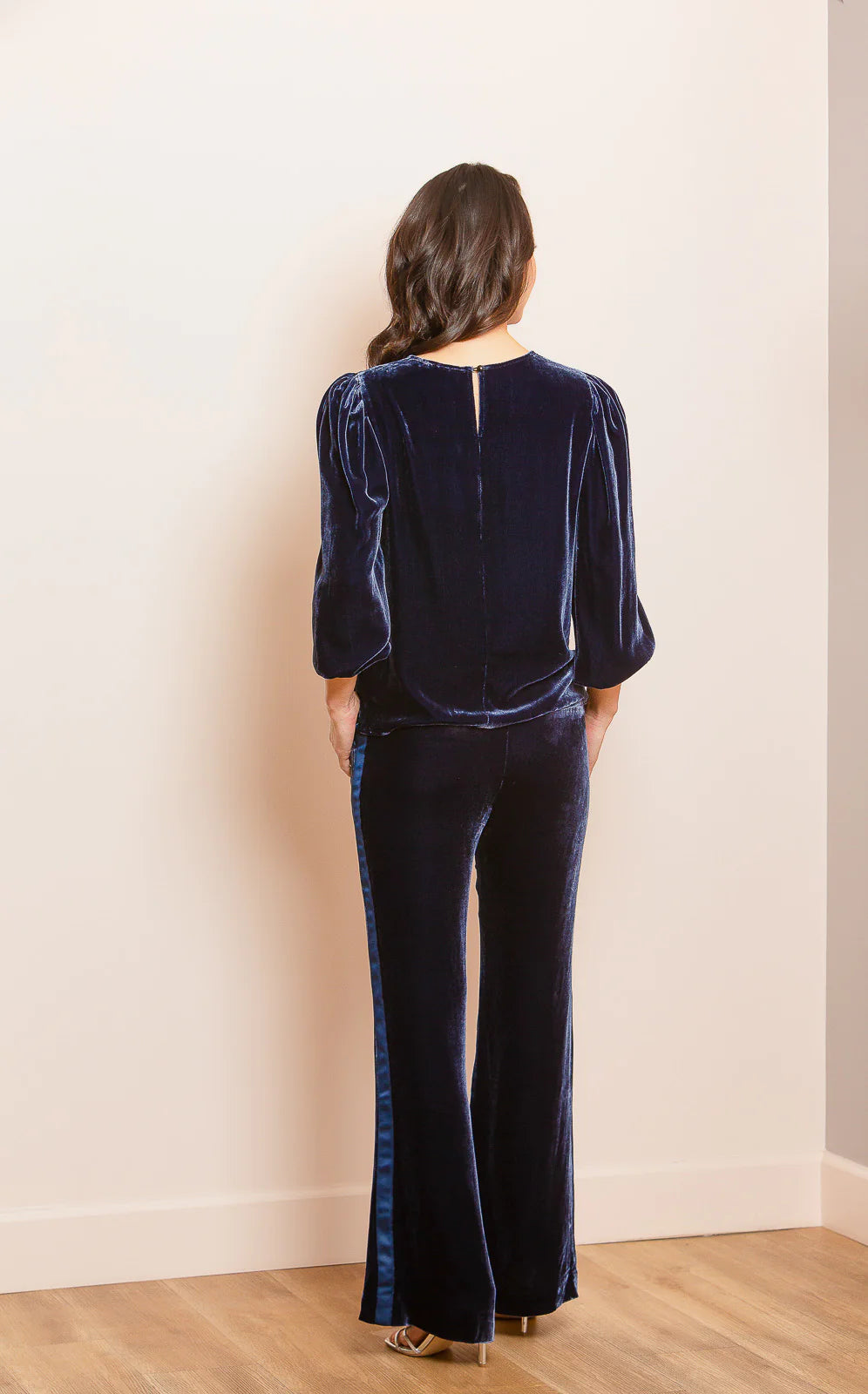Silk & Velvet Round Neck Blouse - Navy