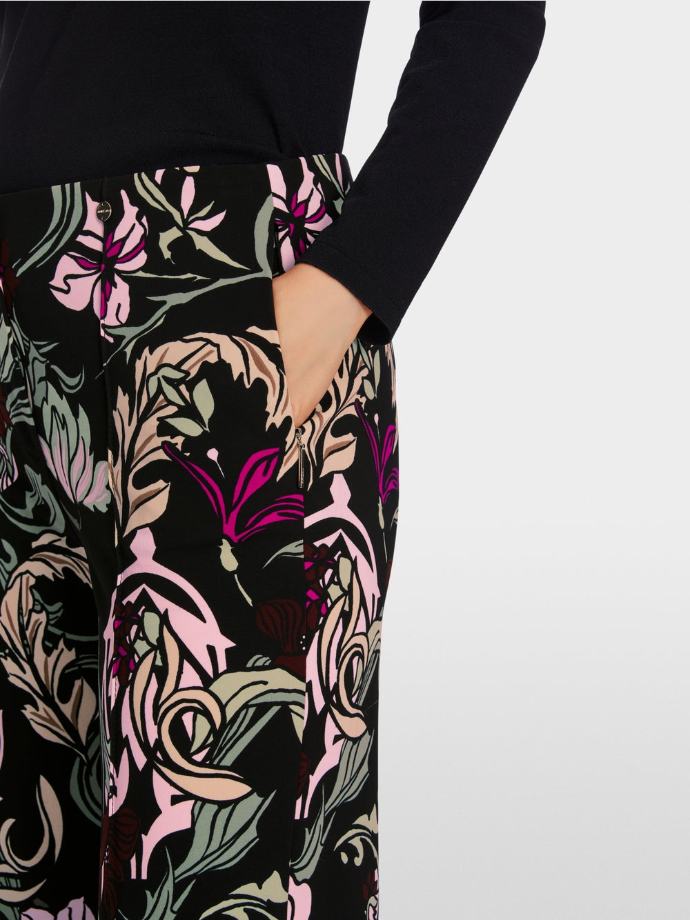 Floral WINDER in wide fit - Black
