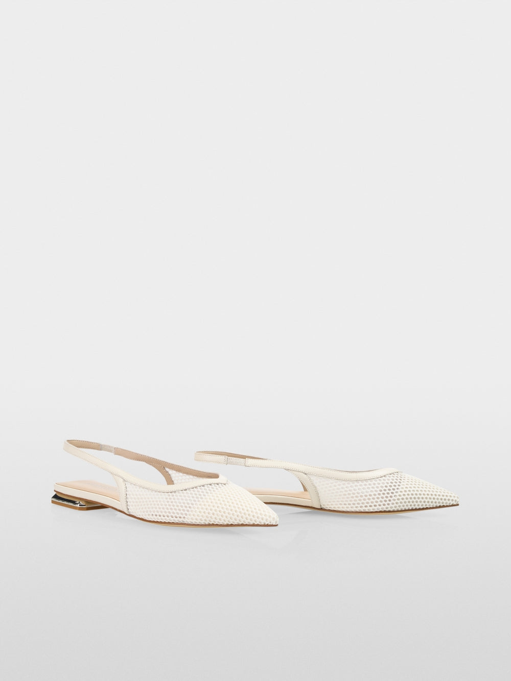 Flat mesh slingbacks