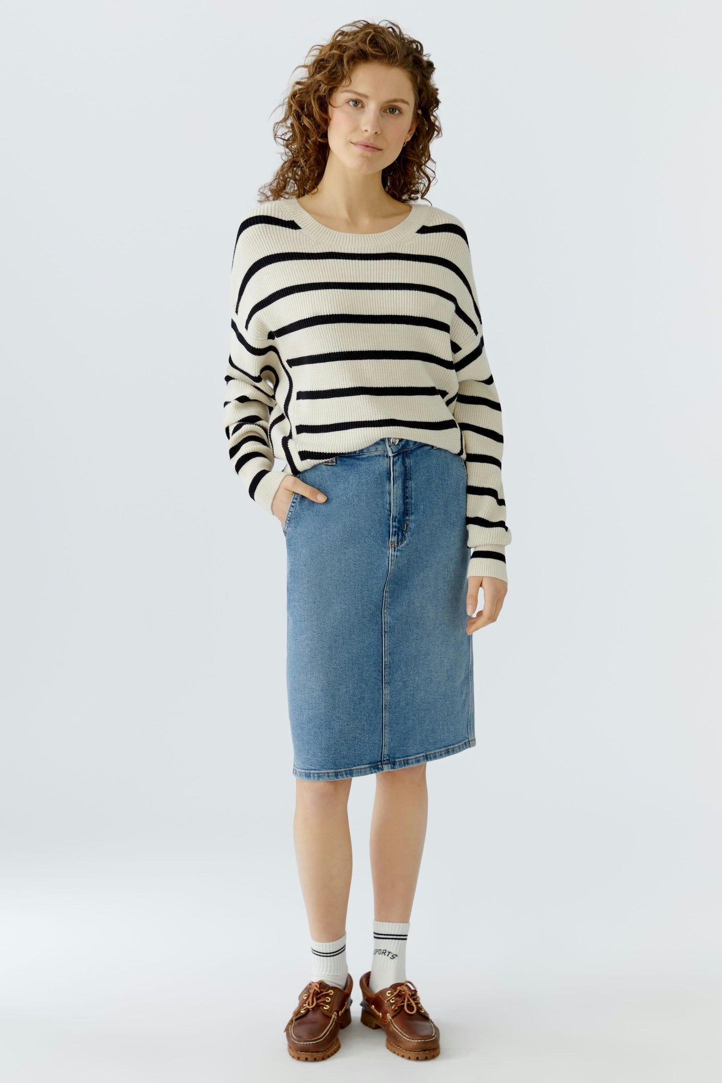 Striped Pullover - White/Black