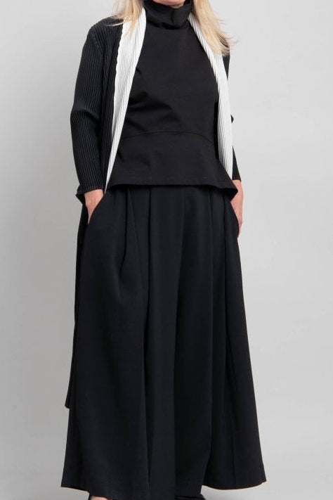 Plisse Coat - Black and White