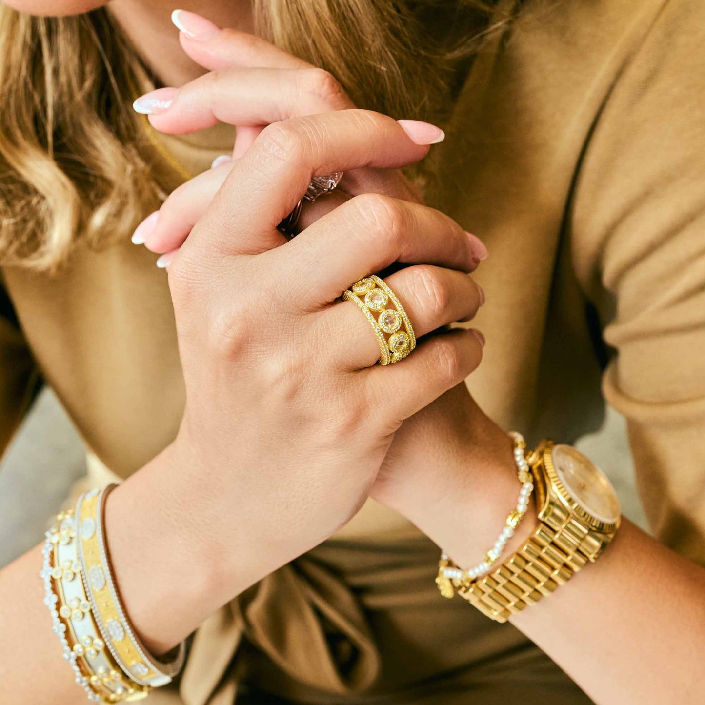 Kaleidoscope Cutout Cigar Band Ring - Gold