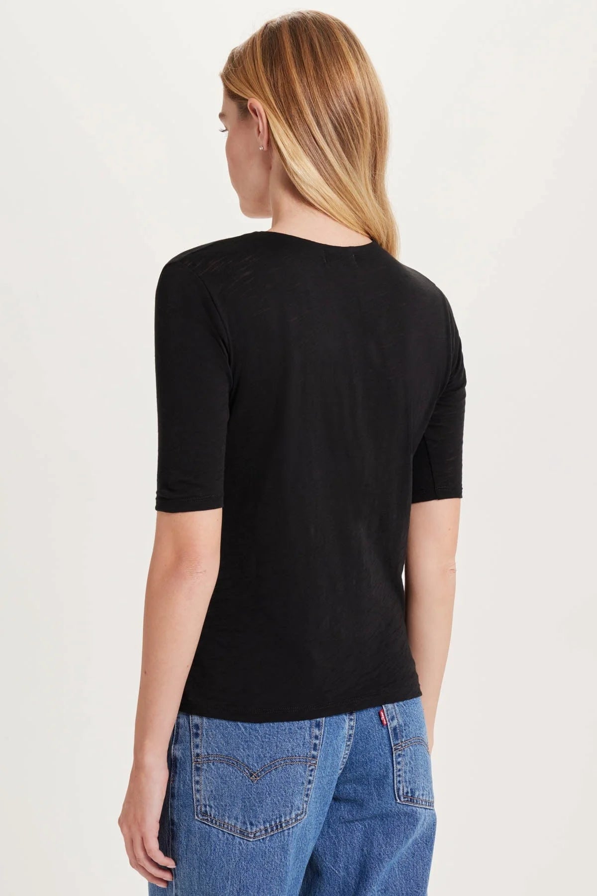 Pleat Neck Half Sleeve Tee - Black