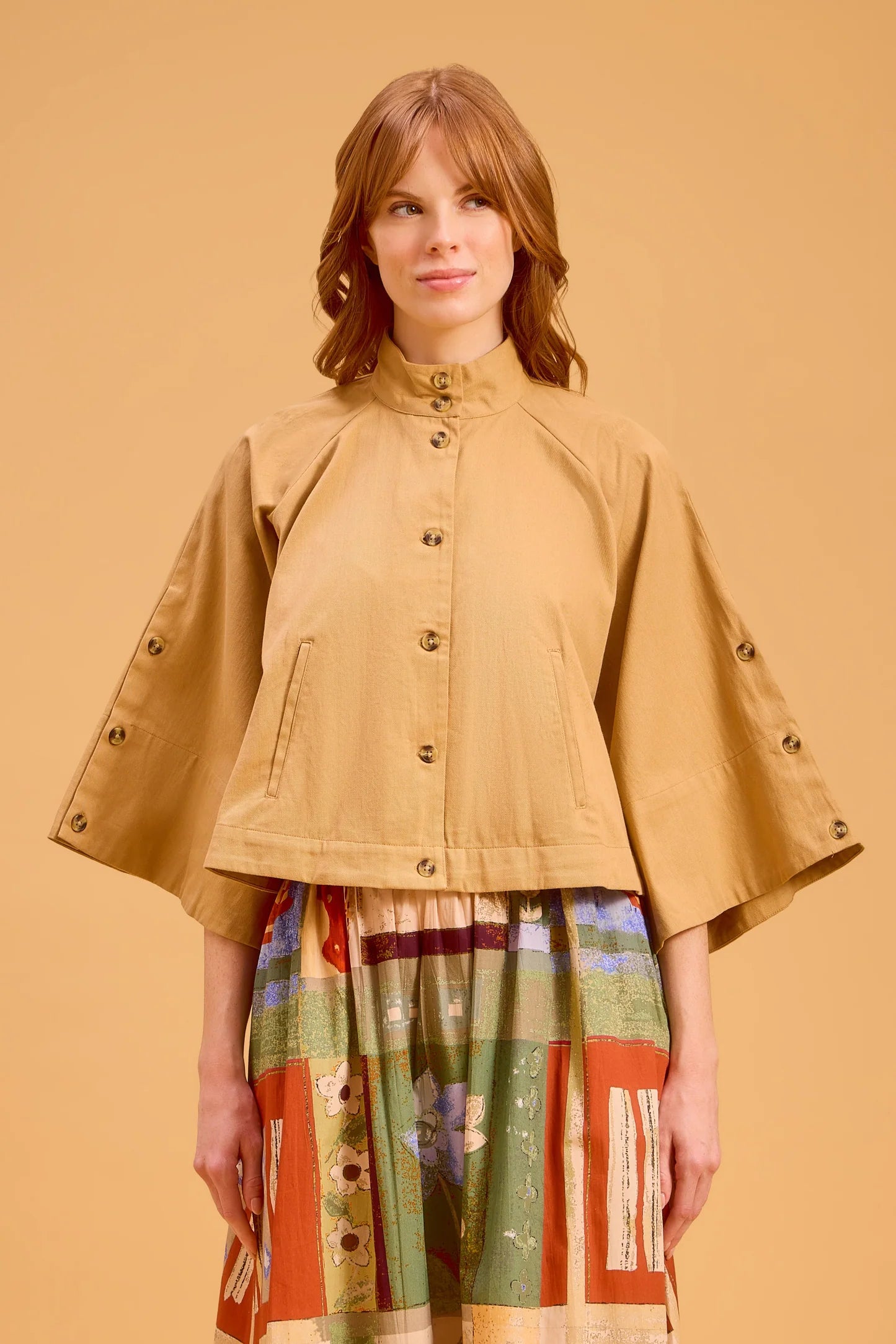 Capelet - Tan