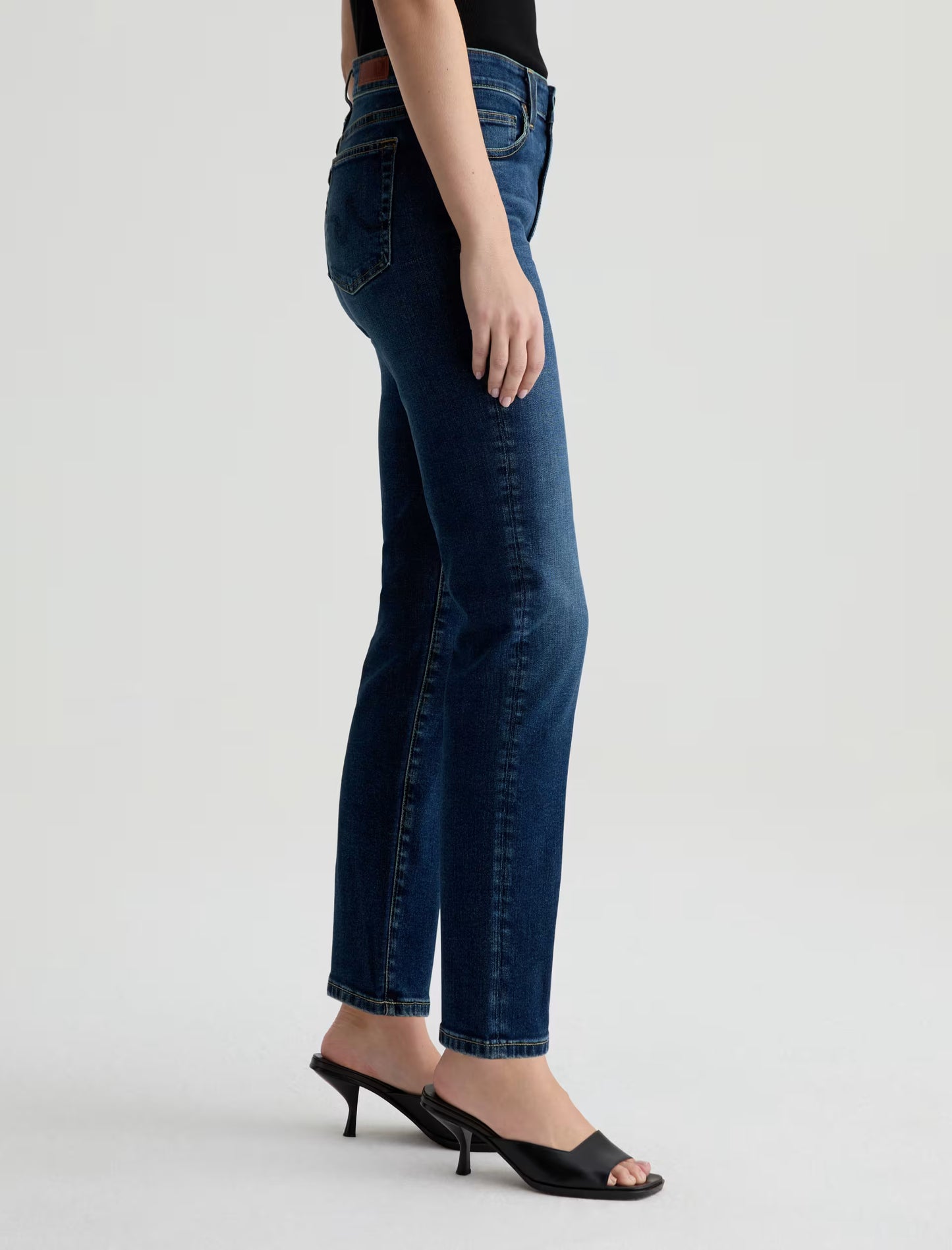 Mari Mid-Rise Slim Straight Crop - Havana