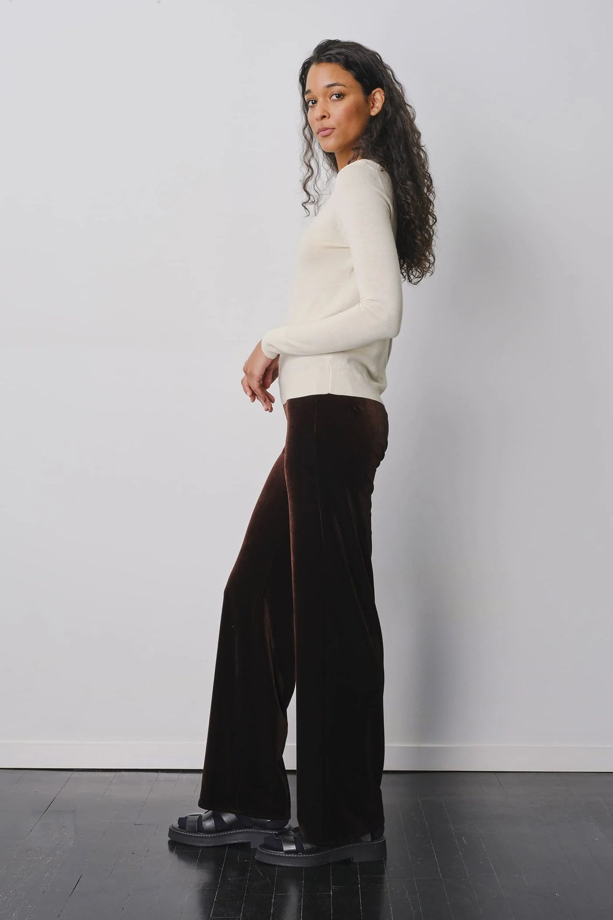 Flavia Velvet Pant
