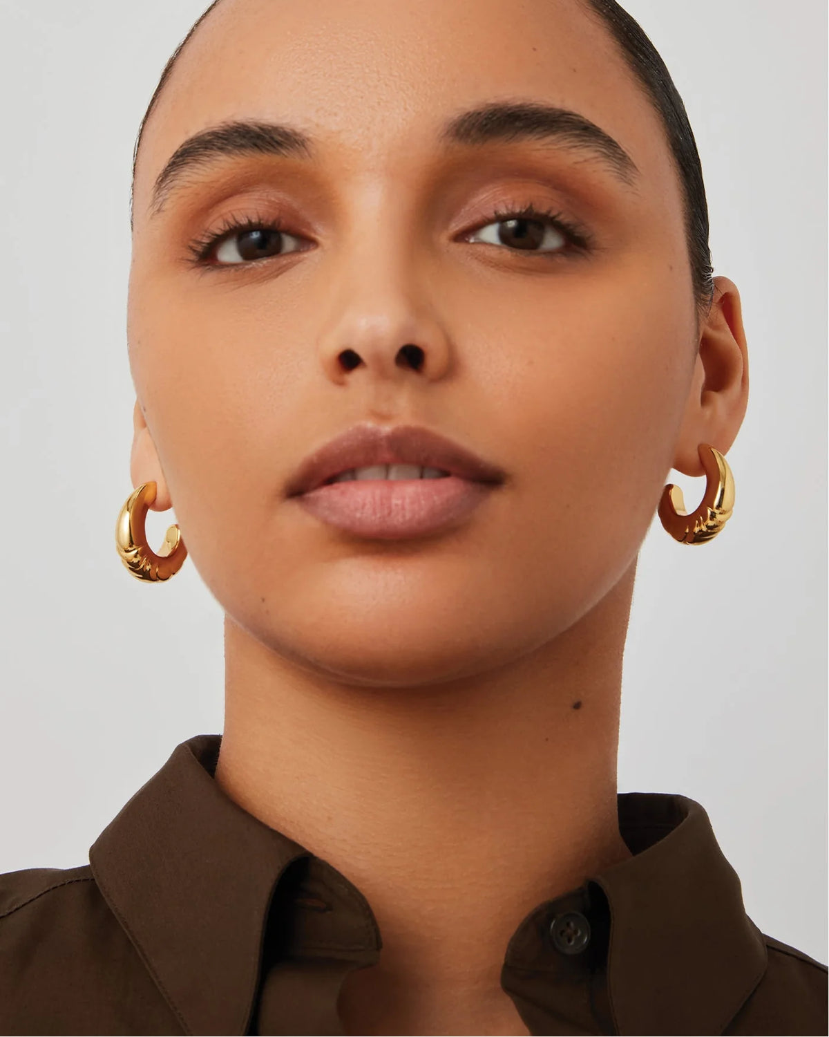 Slim Nelle Hoop Earrings - Gold