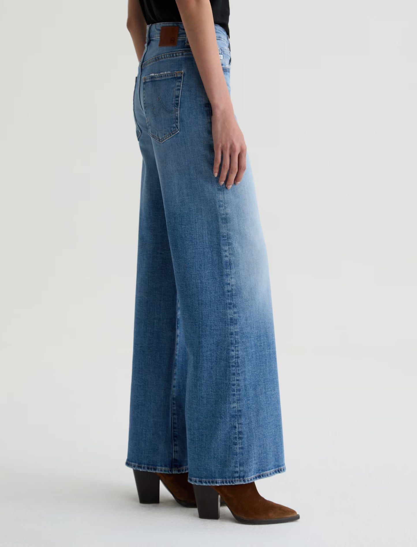 Saige Mid-Rise Wide Leg - American West