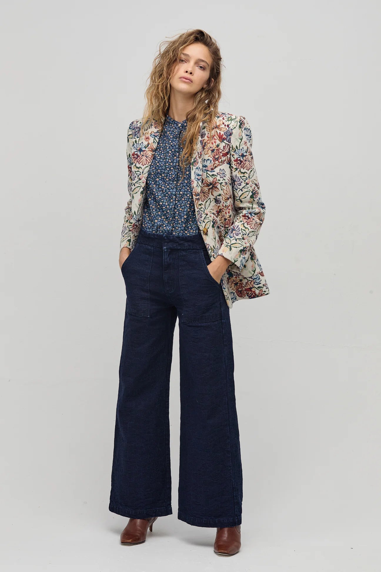 Miro Brocade Blazer - Floral Tapestry