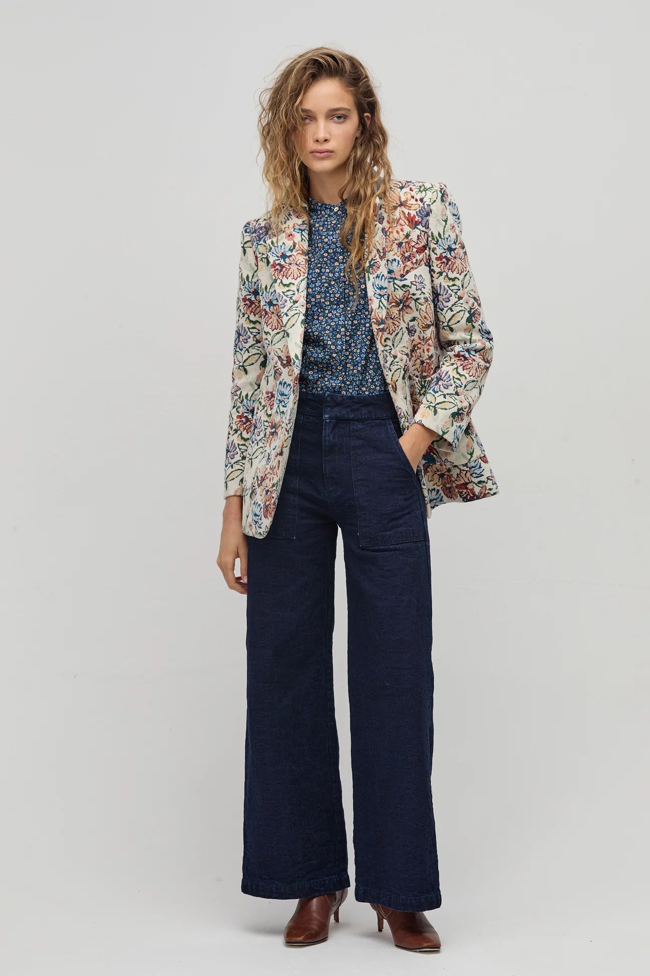 Miro Brocade Blazer - Floral Tapestry