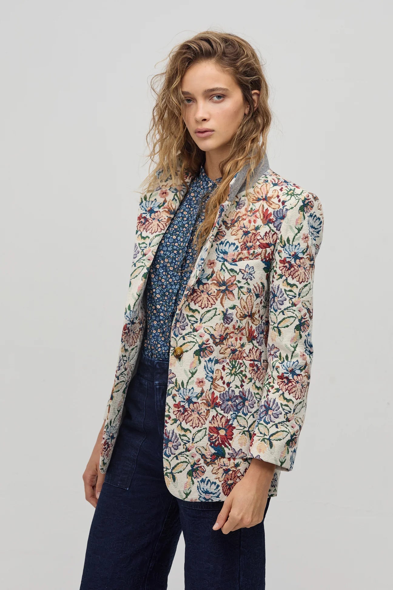 Miro Brocade Blazer - Floral Tapestry