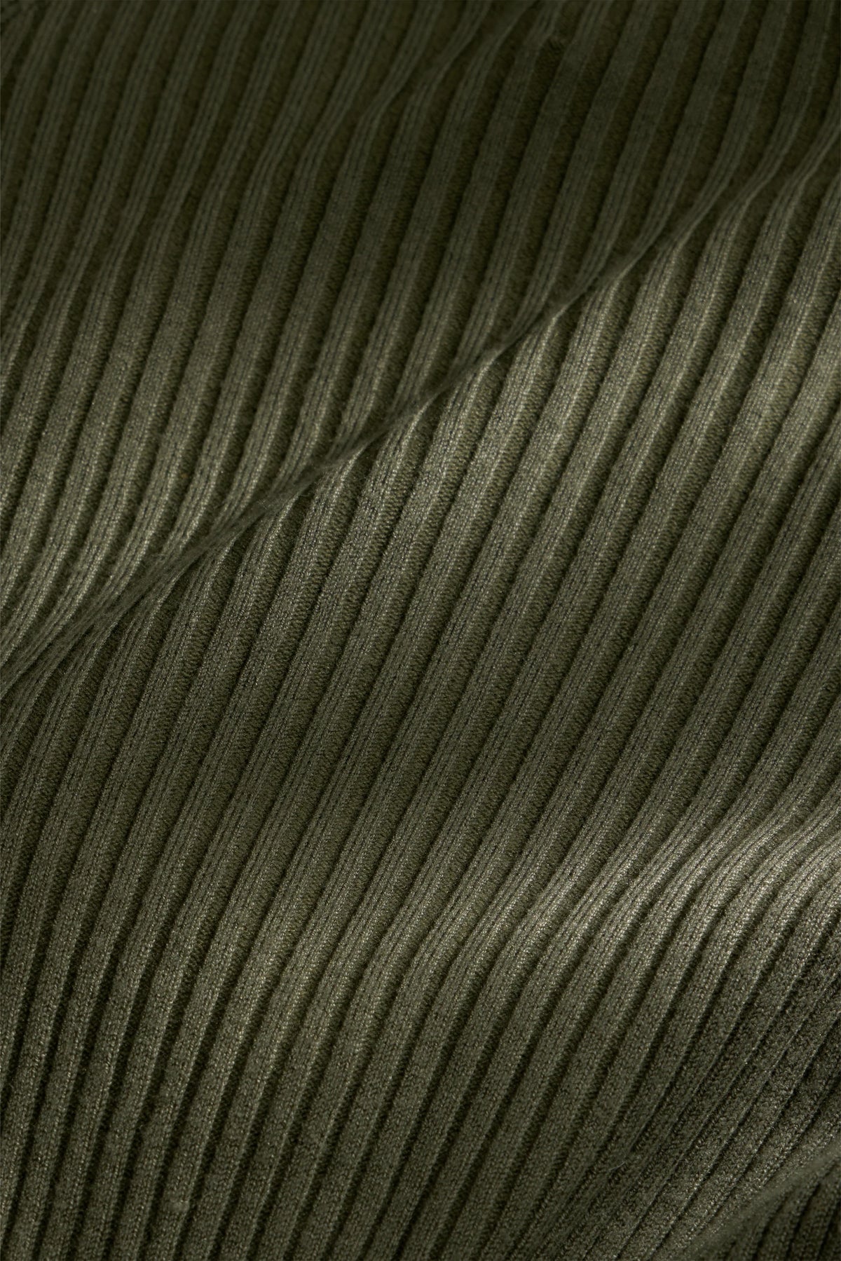 Tinley Turtleneck - Juniper Green