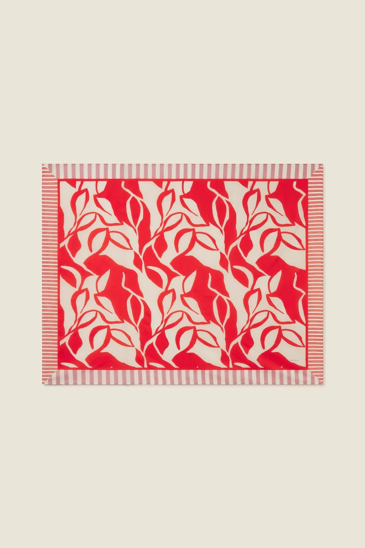 Playa Sarong - Red Amaranta