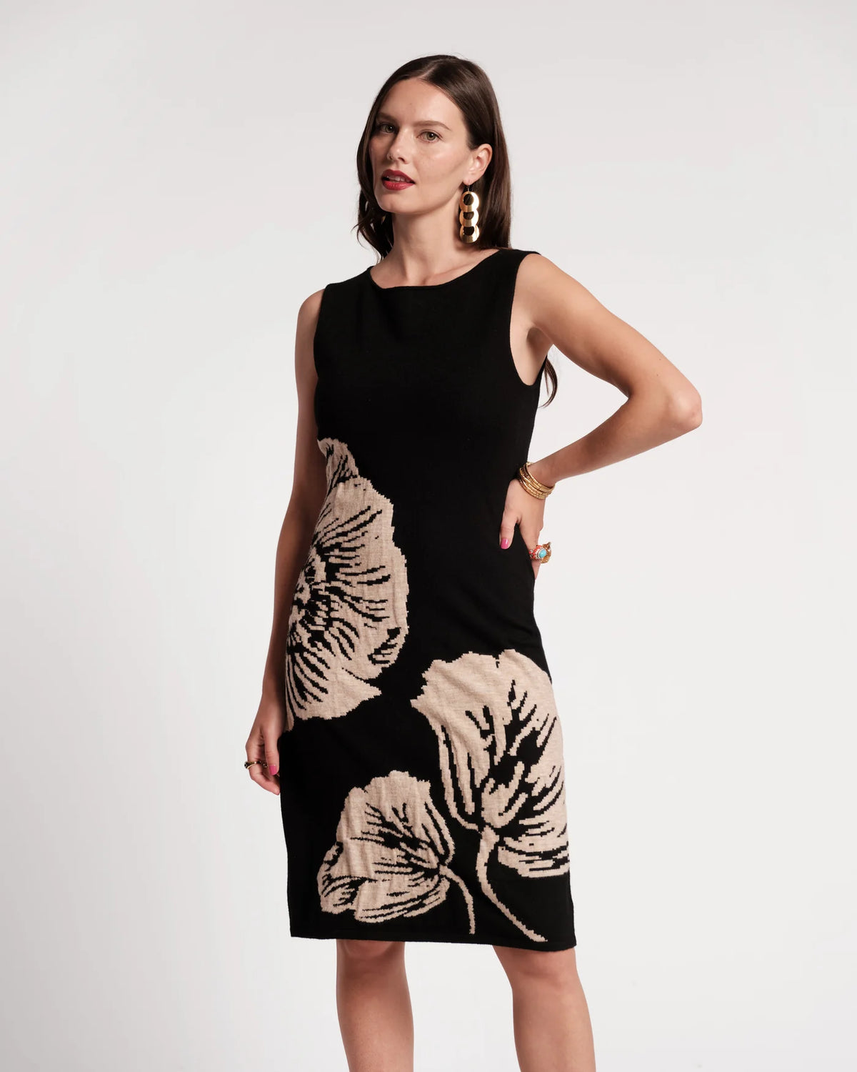 Swan Shift Dress - Carefree Chrysanthemum