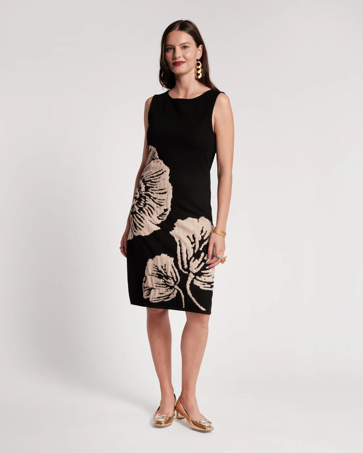 Swan Shift Dress - Carefree Chrysanthemum