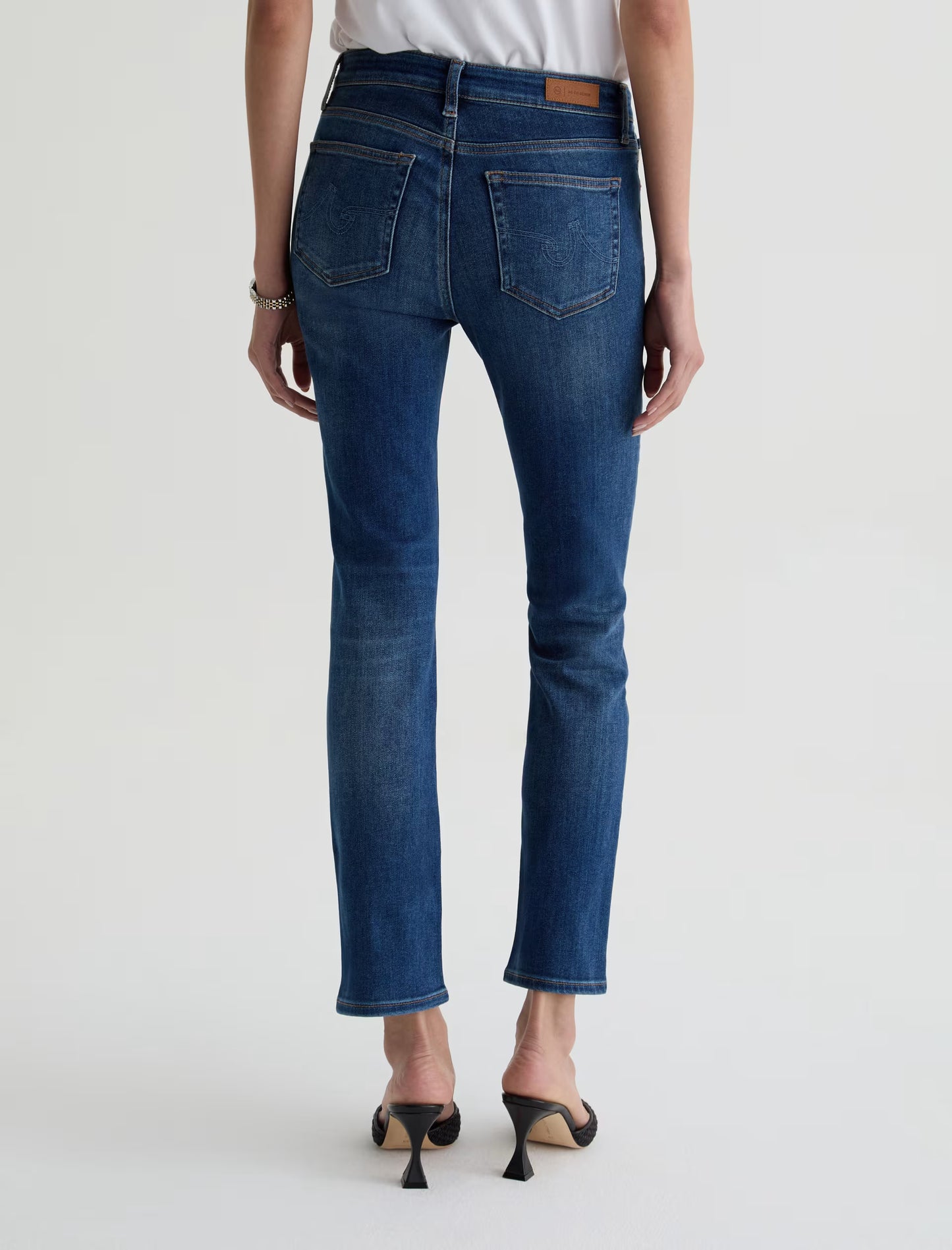 Mari Mid-Rise Slim Straight - 12 Years Assumption