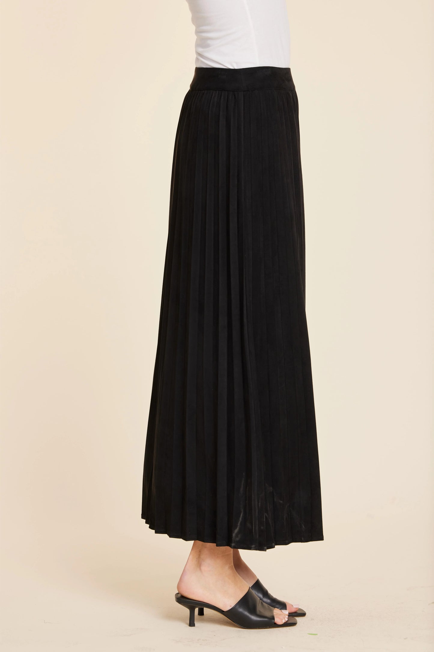 Faux Suede Long Pleated Skirt - Black