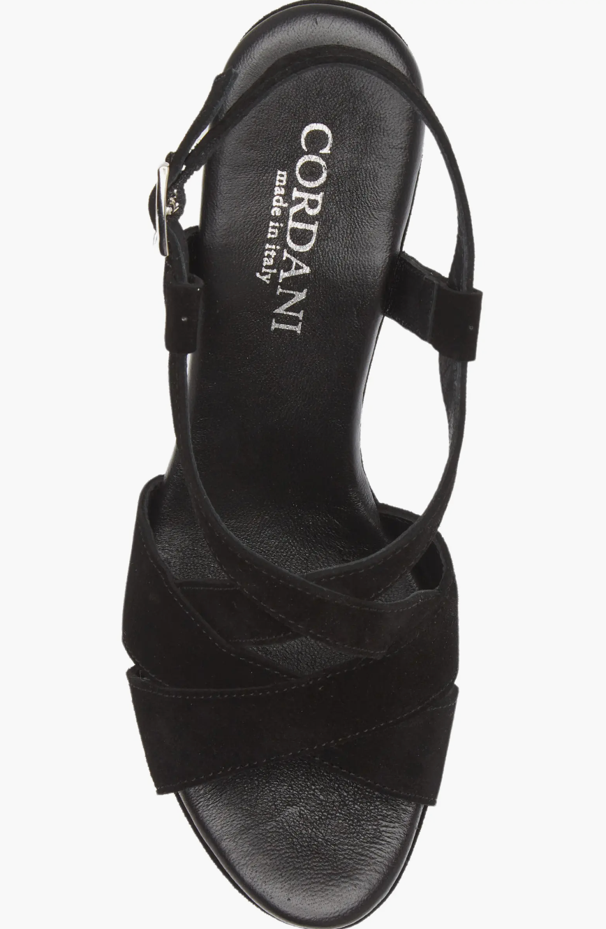 Tahlia - Crosta Nero