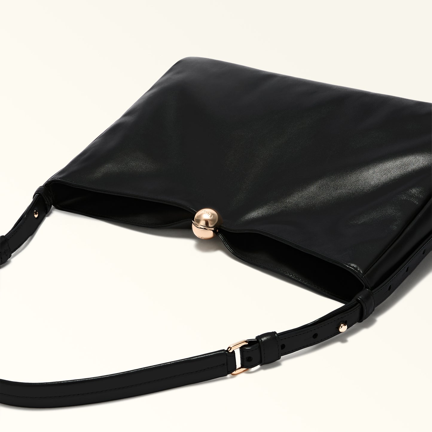 Sfera Soft Shoulder Bag L - Nero