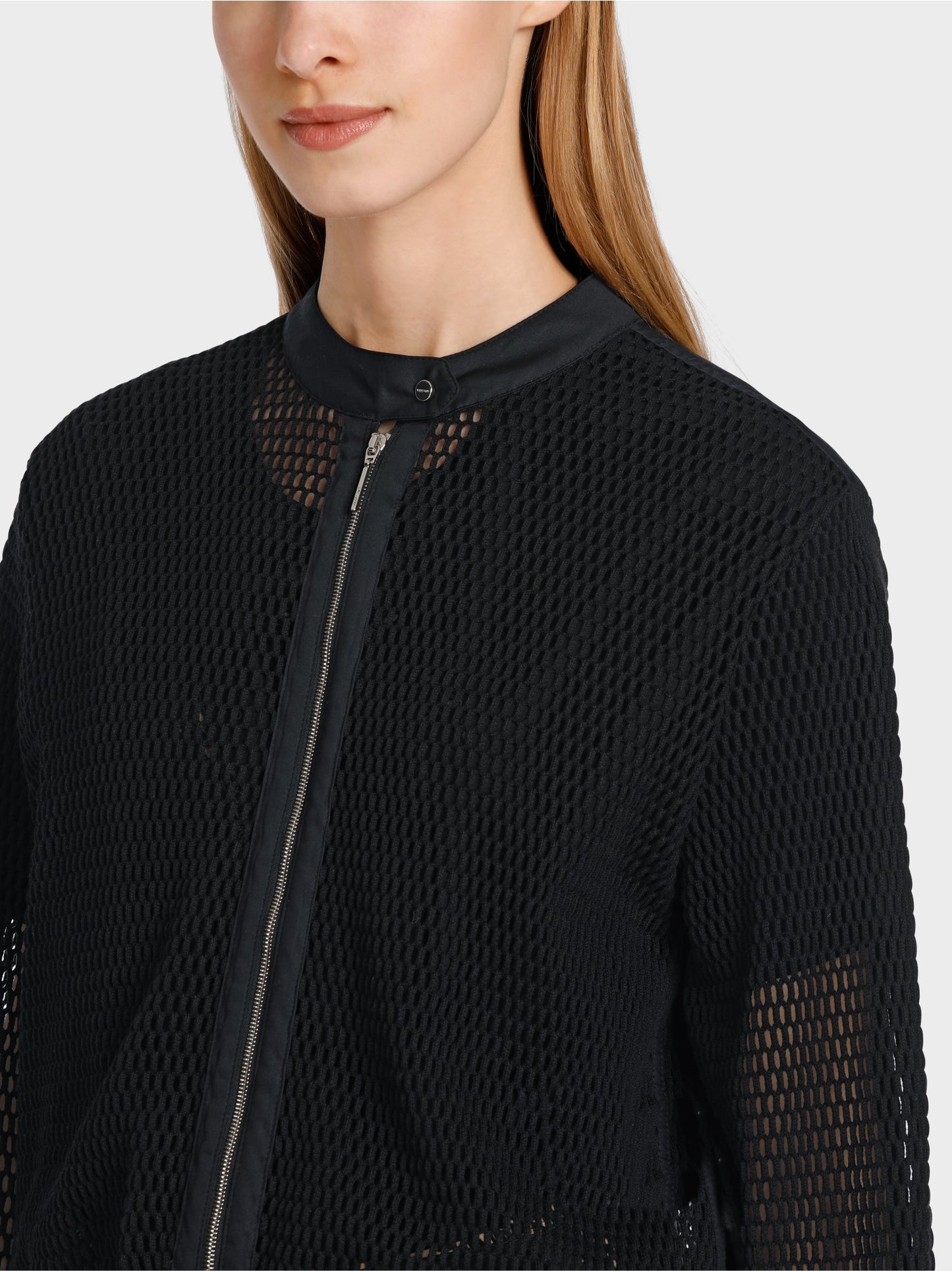 Sporty Jacket in Mesh - Black