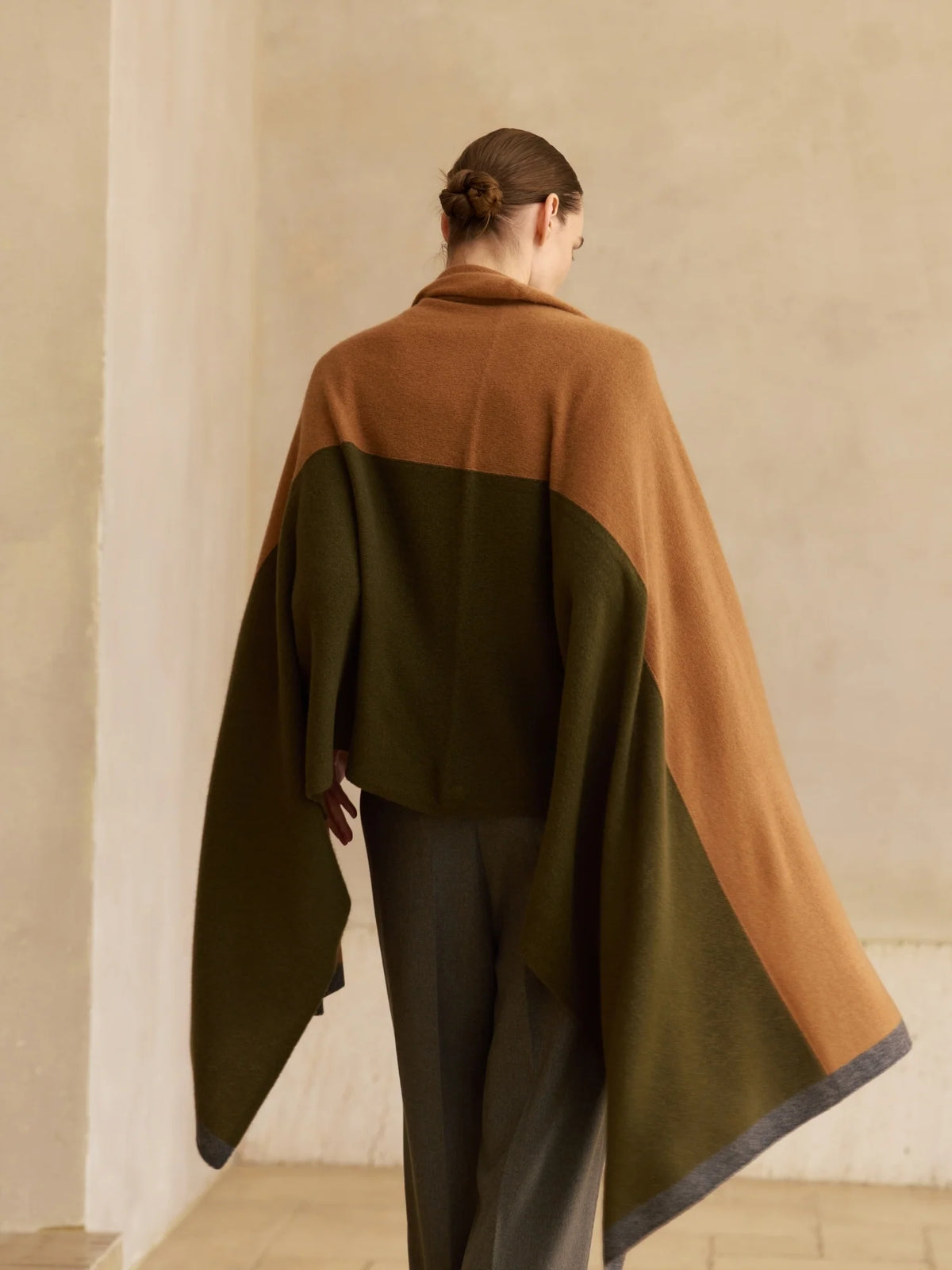 Colorblock Cashmere Travel Wrap - Olive & Deep Chestnut