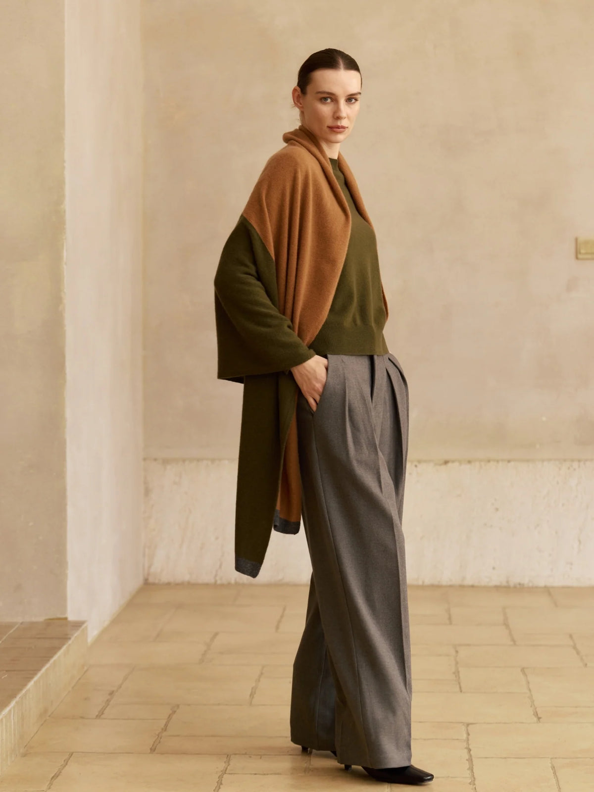 Colorblock Cashmere Travel Wrap - Olive & Deep Chestnut
