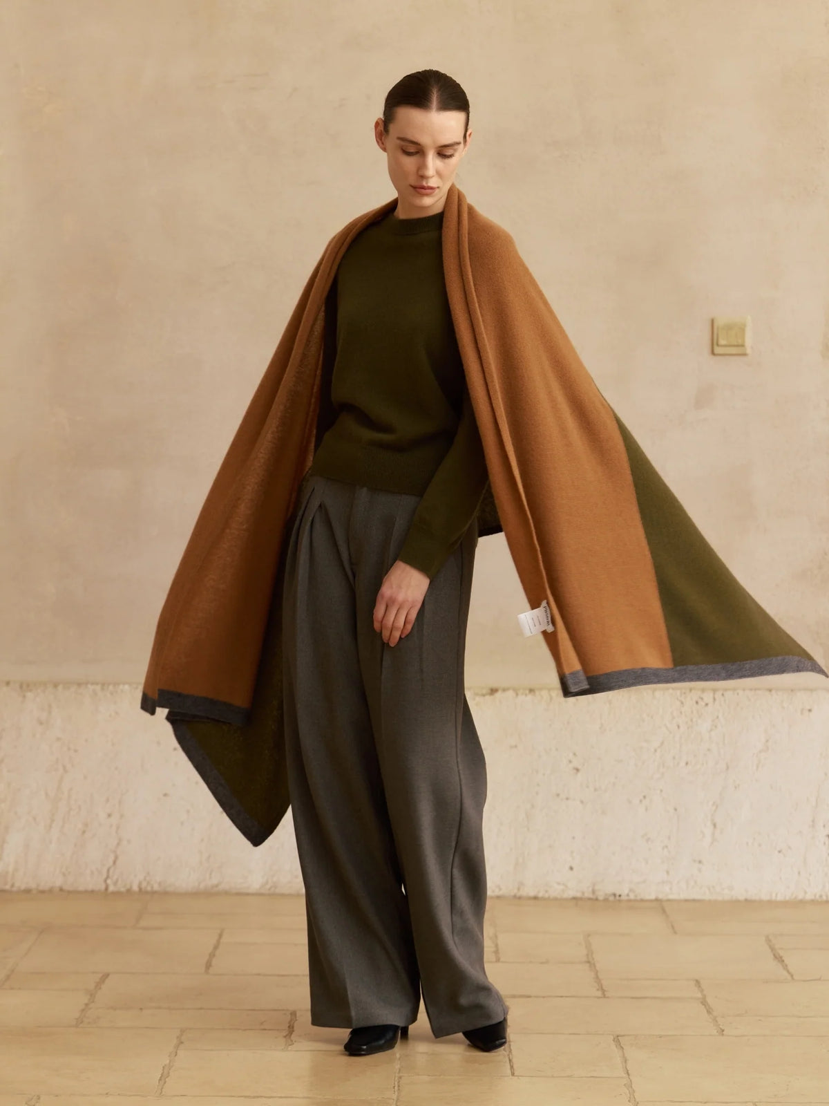 Colorblock Cashmere Travel Wrap - Olive & Deep Chestnut