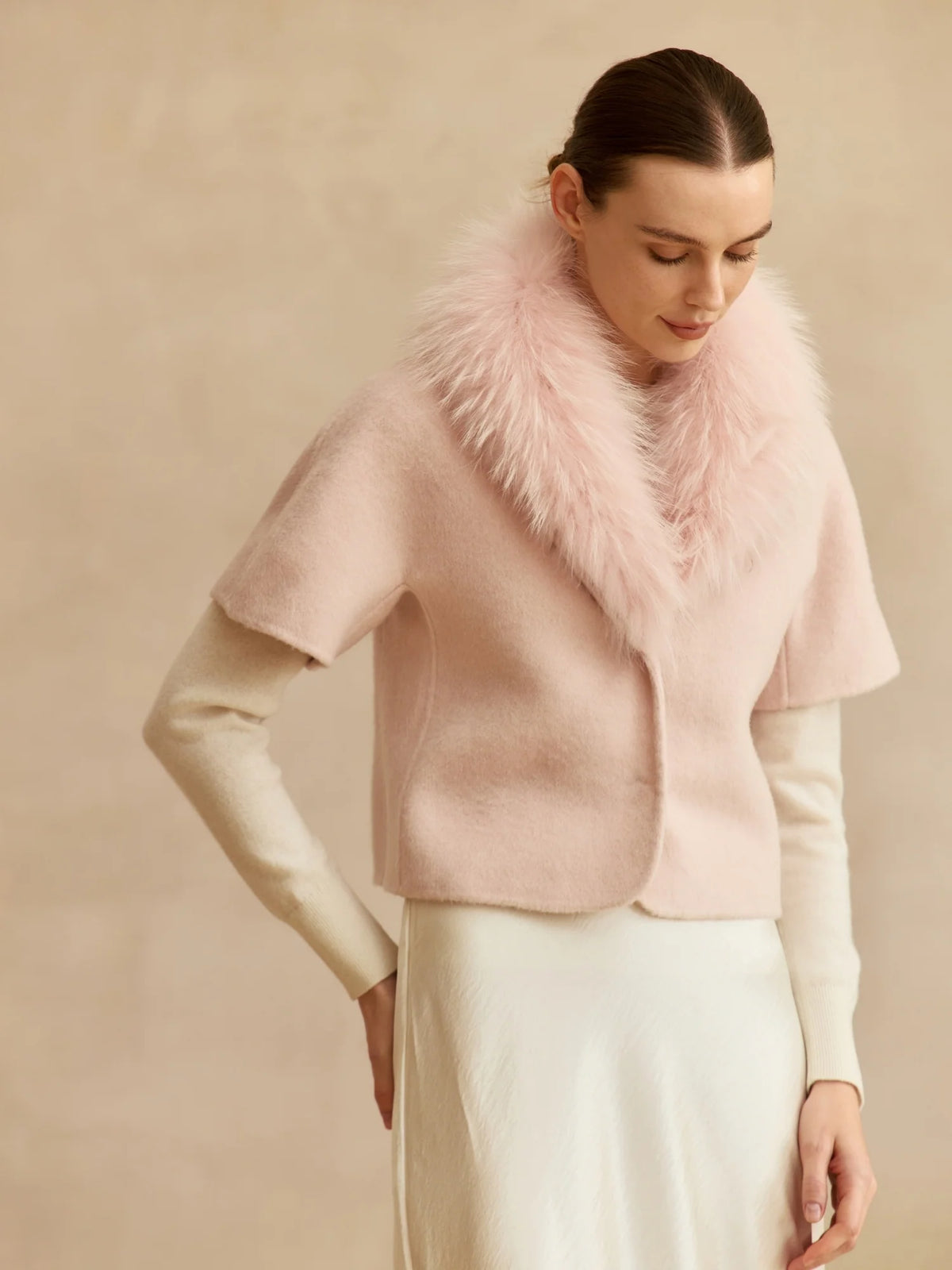 Short-Sleeve Jacket with Fur Collar