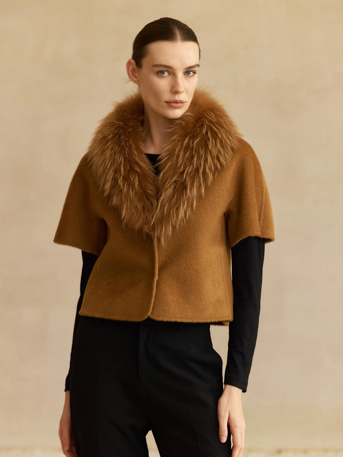 Short-Sleeve Jacket with Fur Collar