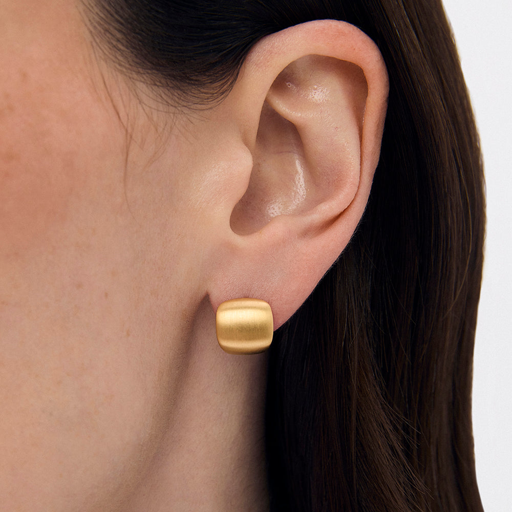 Montecito Huggie Hoops - Gold