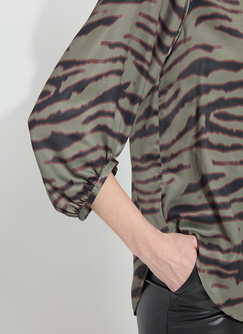 Victorian Flowy Balloon Sleeve Shirt - Untamed Grace