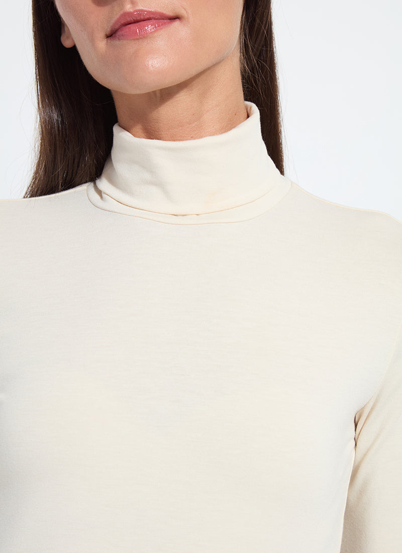 Essential Longsleeve Turtleneck - Latte